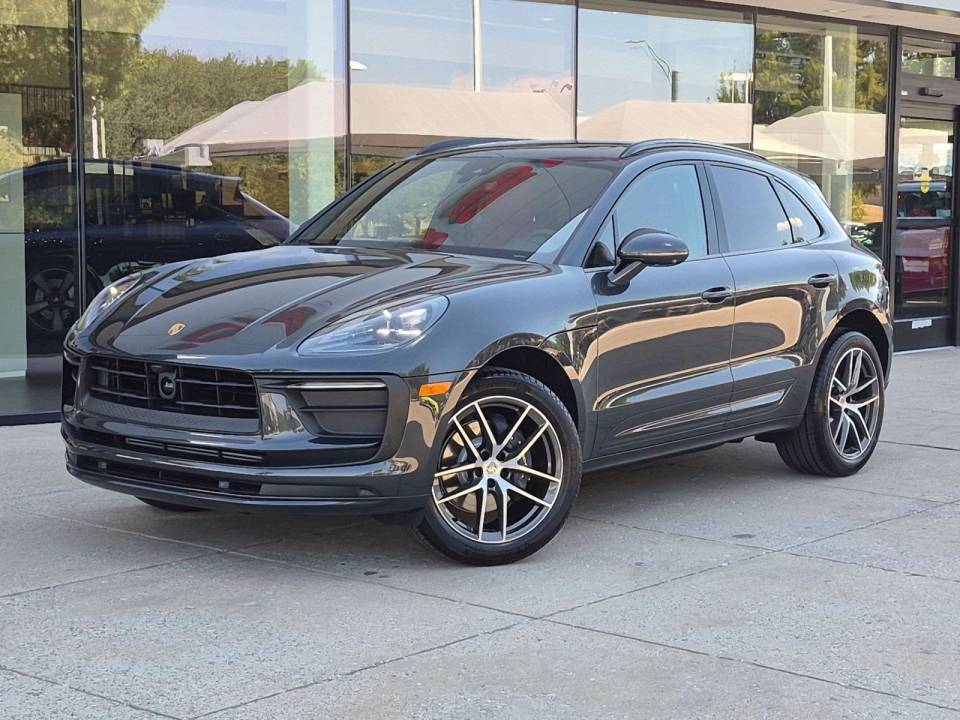 2026 Porsche Macan