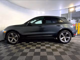 2025 Porsche Macan Base - Photo 9