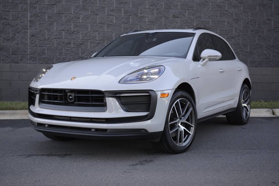 2026 Porsche Macan