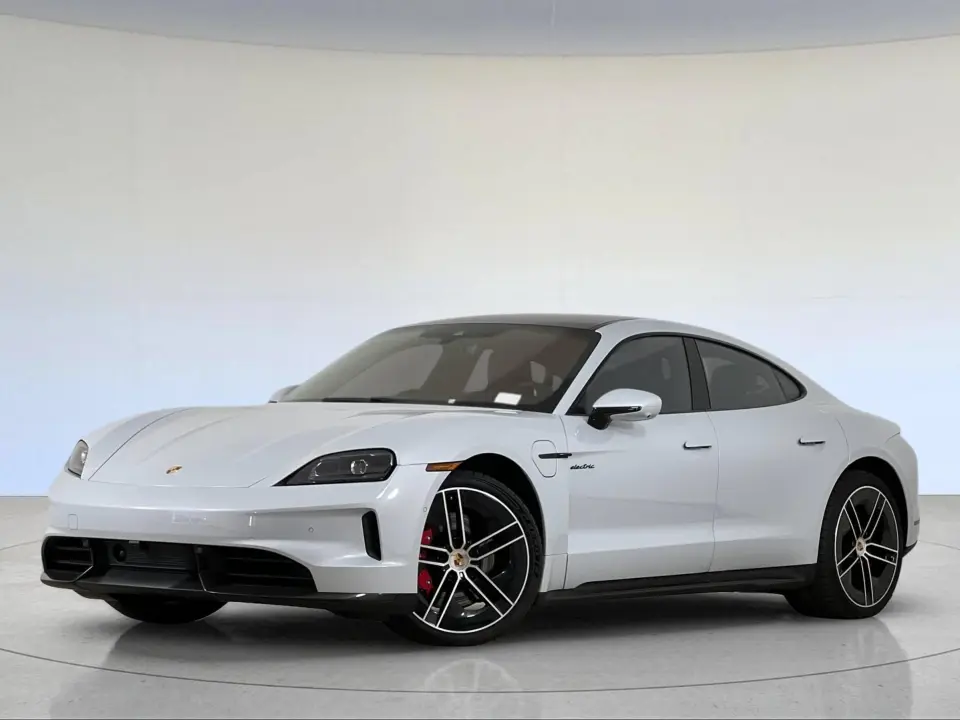 2026 Porsche Taycan GTS - Photo 7