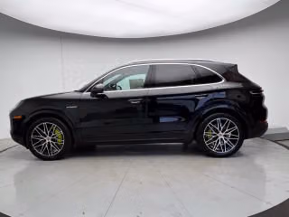 2026 Porsche Cayenne E-Hybrid - Photo 9