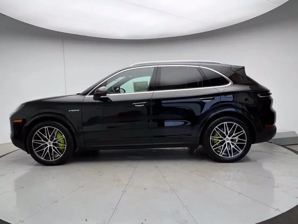 2026 Porsche Cayenne E-Hybrid - Photo 15
