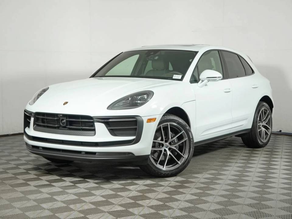 2026 Porsche Macan