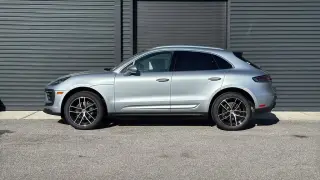 2026 Porsche Macan - Photo 13