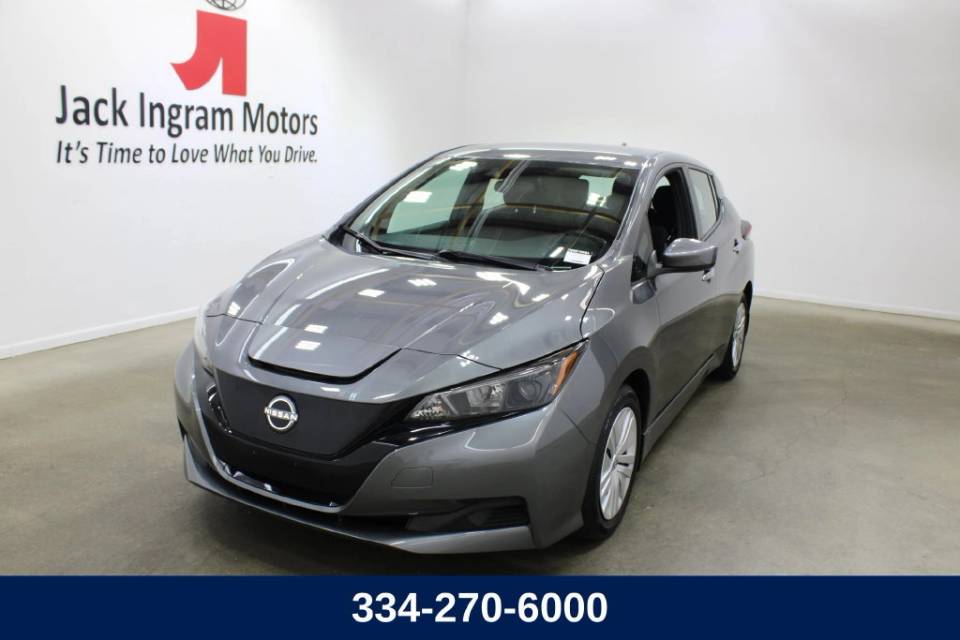 2025 Nissan Leaf S