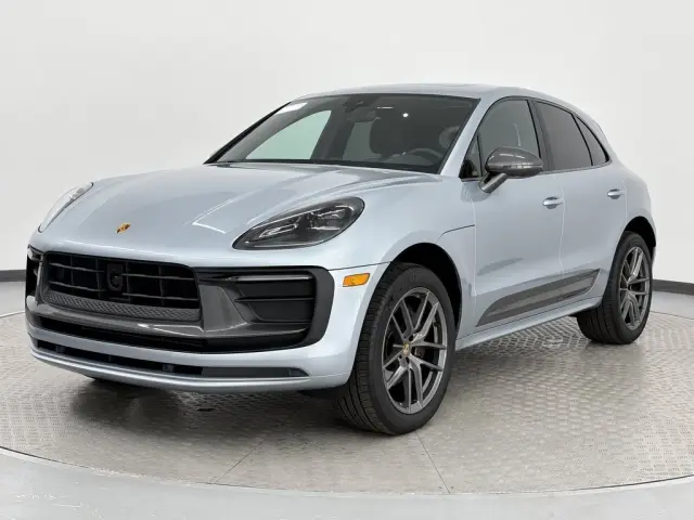 2025 Porsche Macan T - Photo 6