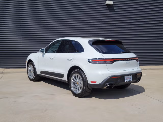2026 Porsche Macan Base - Photo 18