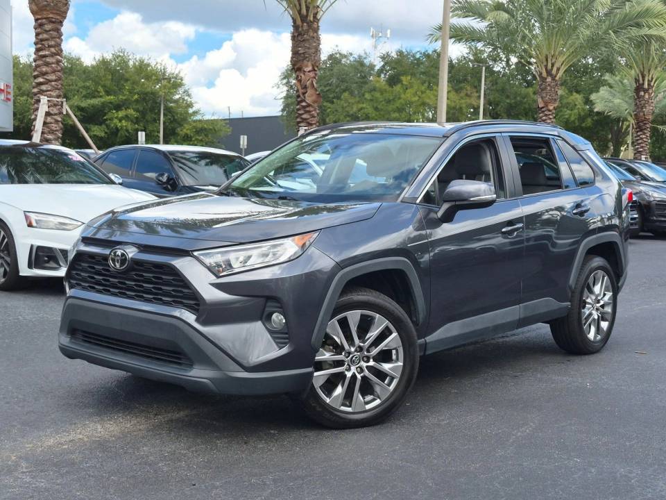 2019 Toyota RAV4 XLE Premium