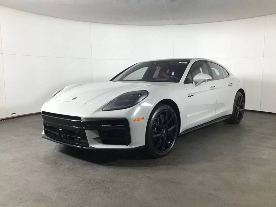 2026 Porsche Panamera Turbo S E-Hybrid