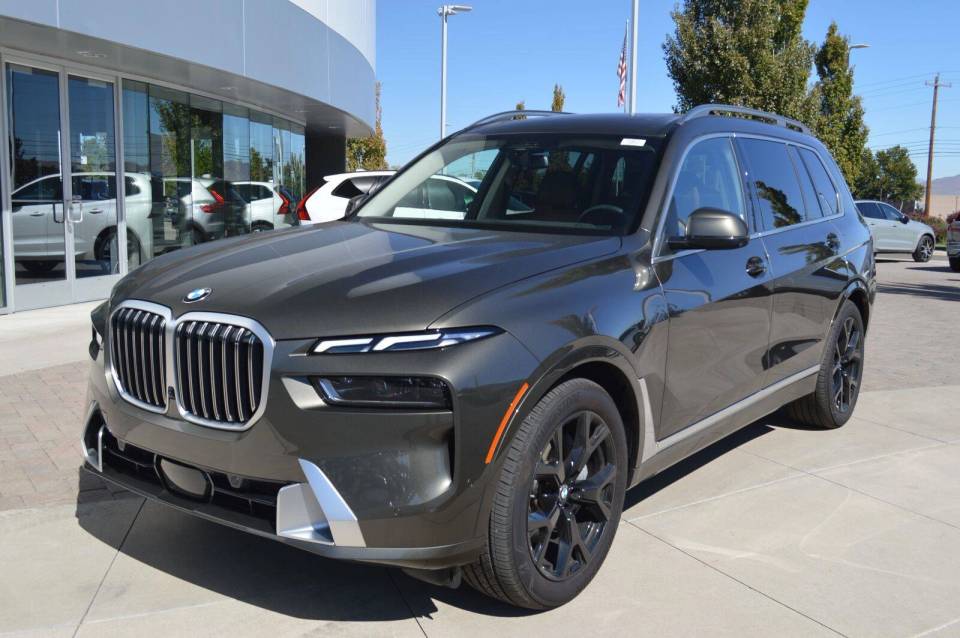 2026 BMW X7