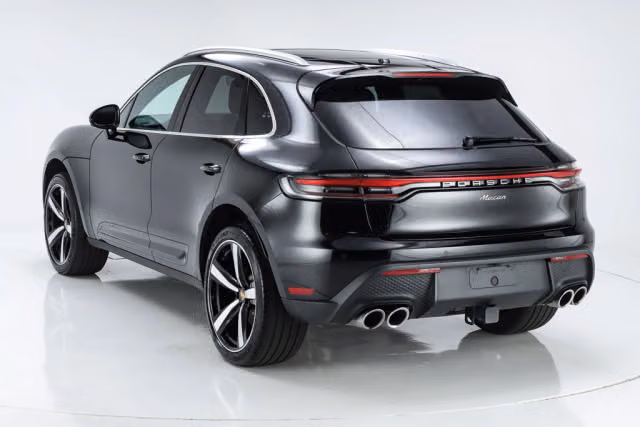 2026 Porsche Macan Base - Photo 18