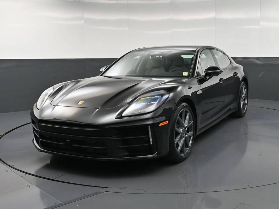 2026 Porsche Panamera Base