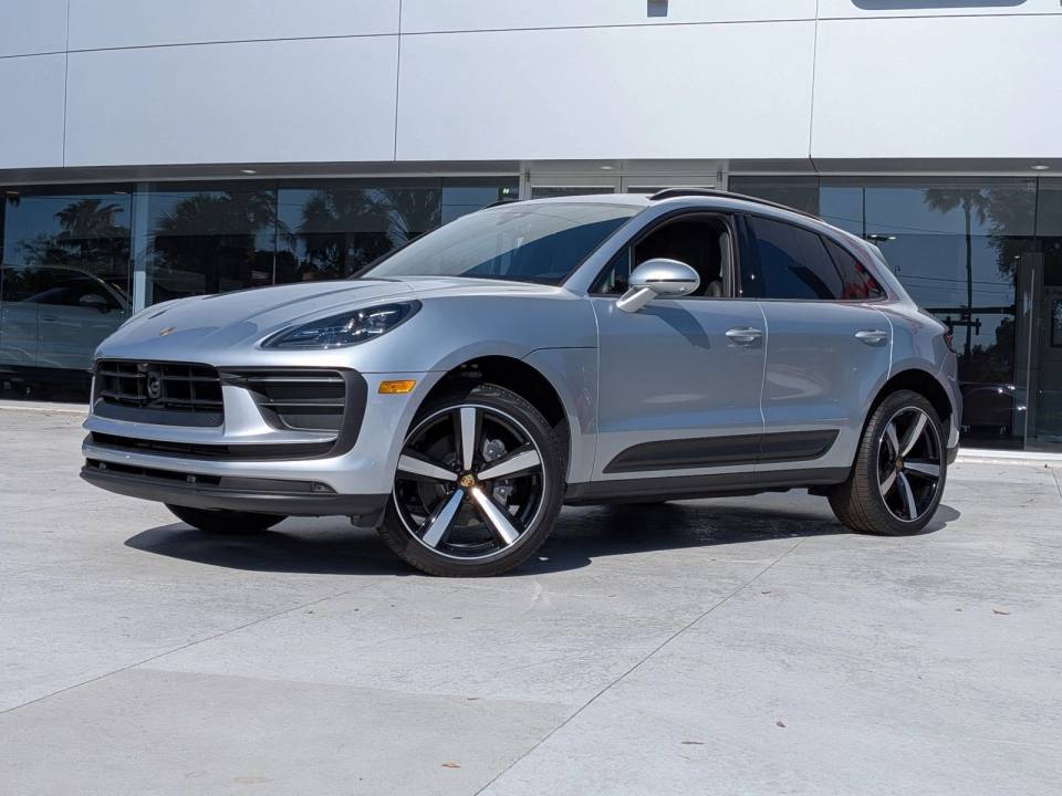 2026 Porsche Macan