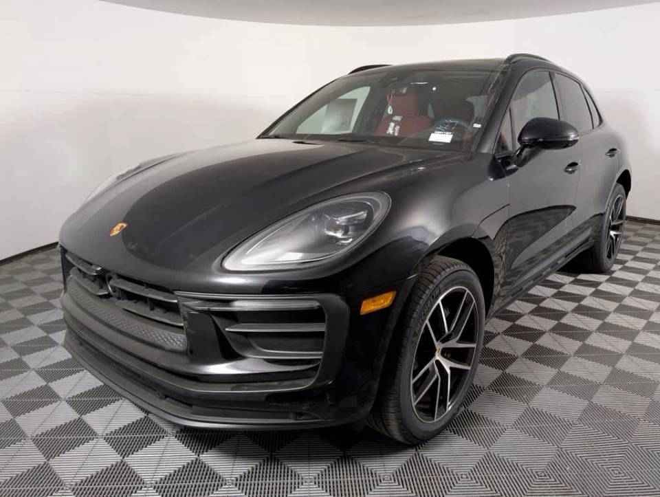 2026 Porsche Macan
