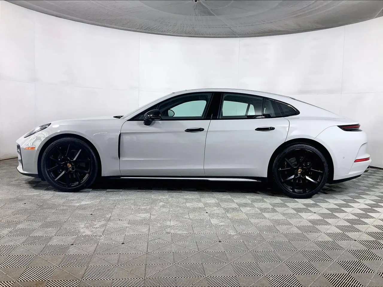 2026 Porsche Panamera Base - Photo 16