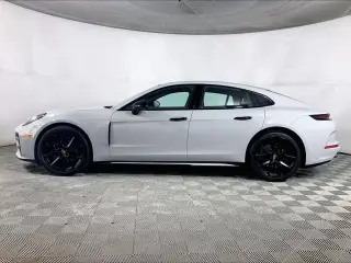 2026 Porsche Panamera Base - Photo 13