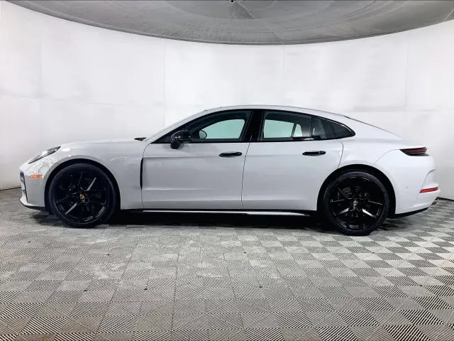 2026 Porsche Panamera Base - Photo 14