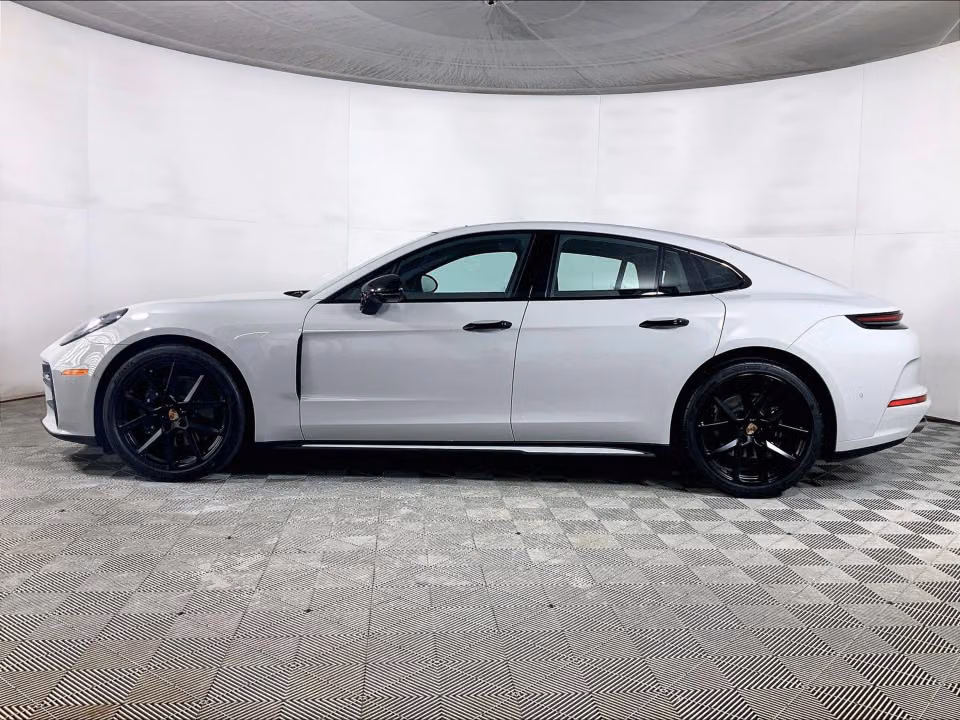 2026 Porsche Panamera Base - Photo 11