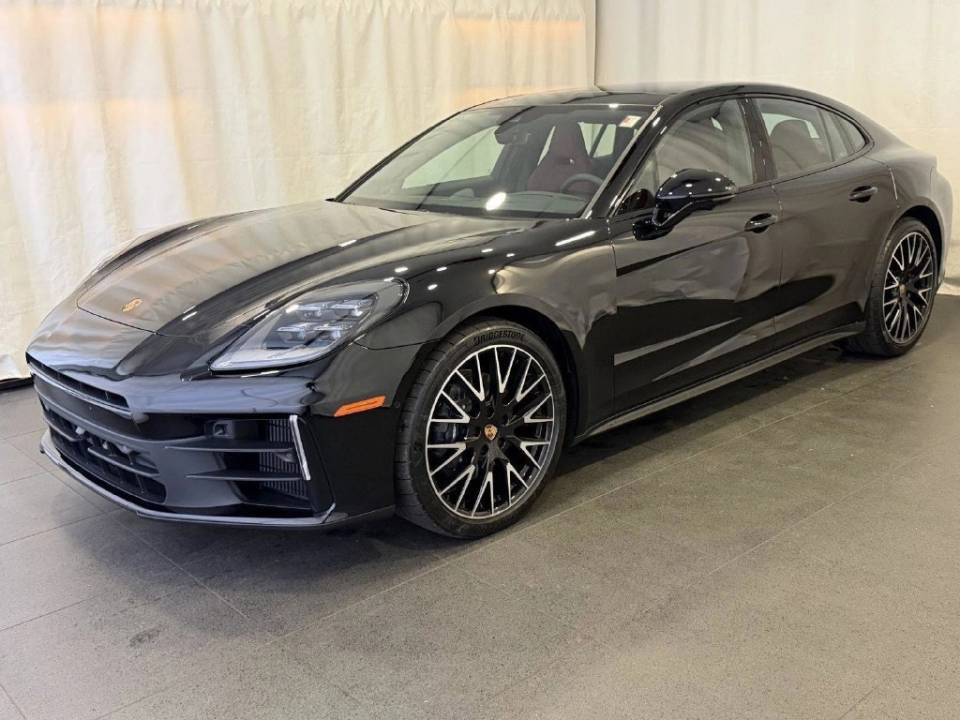 2026 Porsche Panamera Base