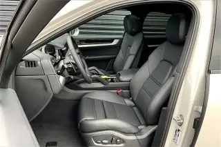 2026 Porsche Cayenne Coup Base - Photo 37