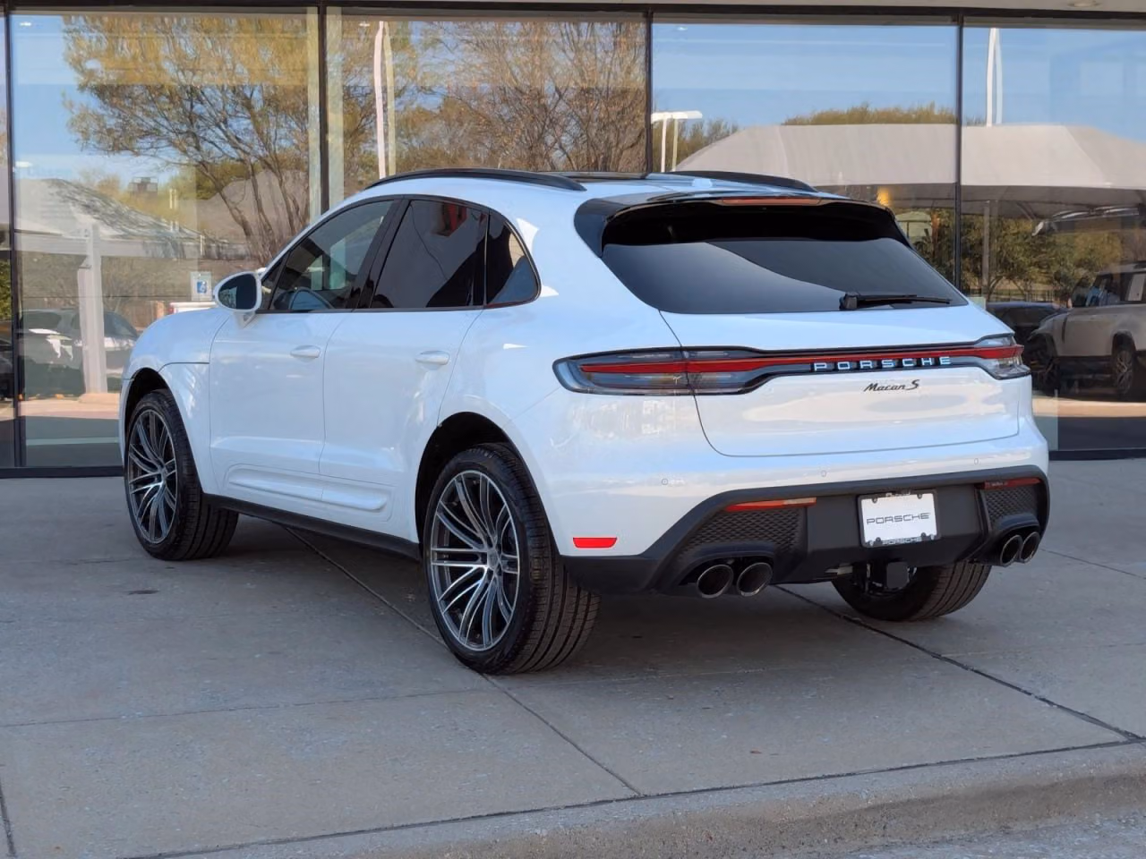 2026 Porsche Macan S - Photo 20