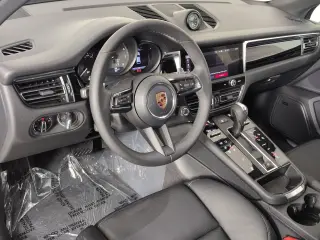 2026 Porsche Macan S - Photo 29