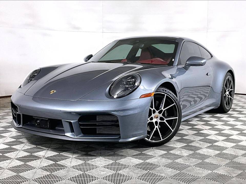2025 Porsche 911