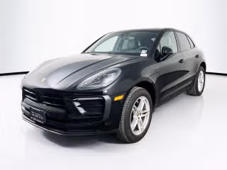 2025 Porsche Macan T's photo