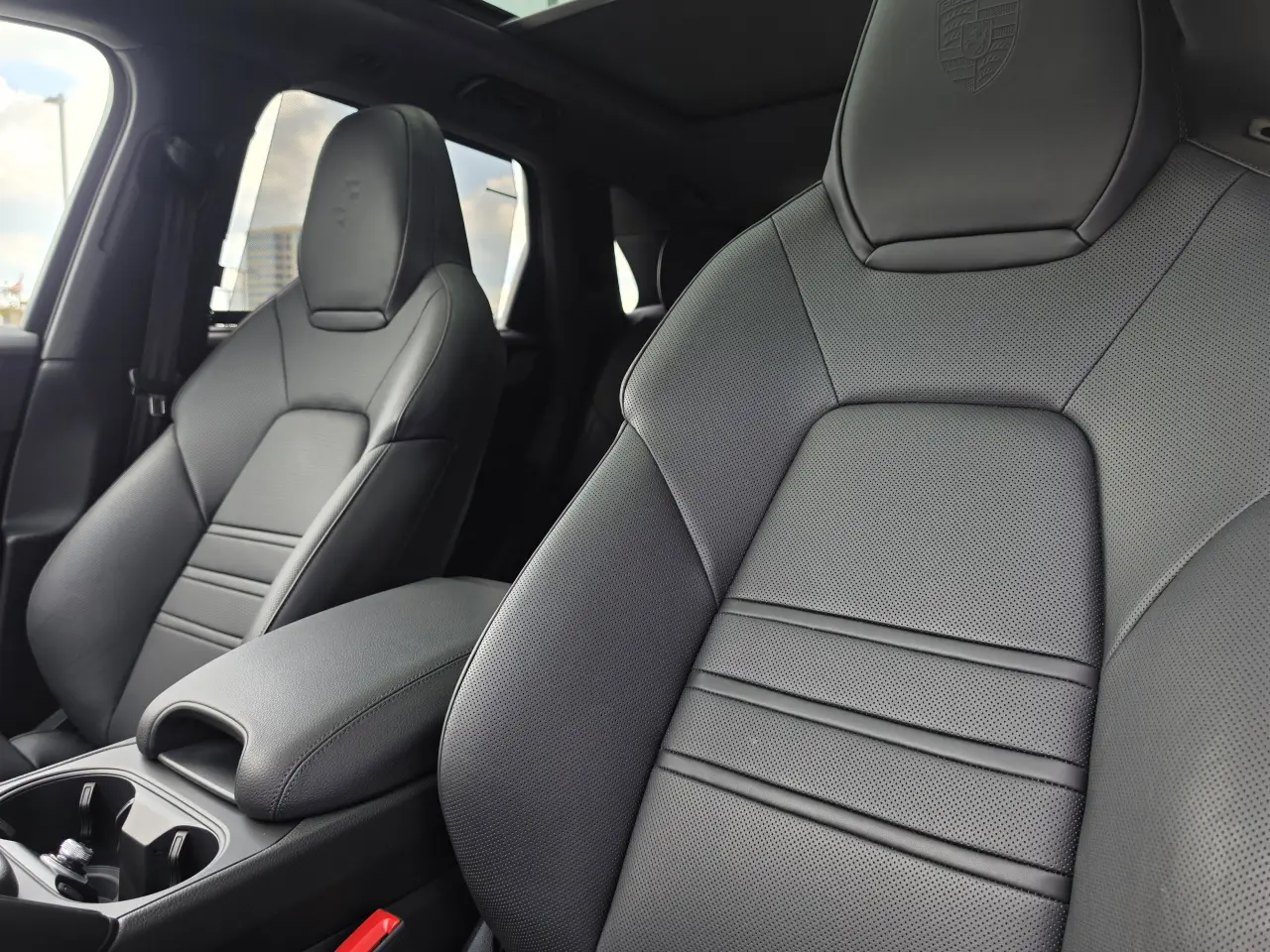 2026 Porsche Cayenne E-Hybrid - Photo 40