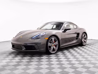 2025 Porsche 718 Cayman S's photo