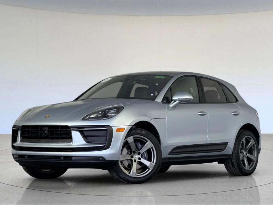 2026 Porsche Macan T