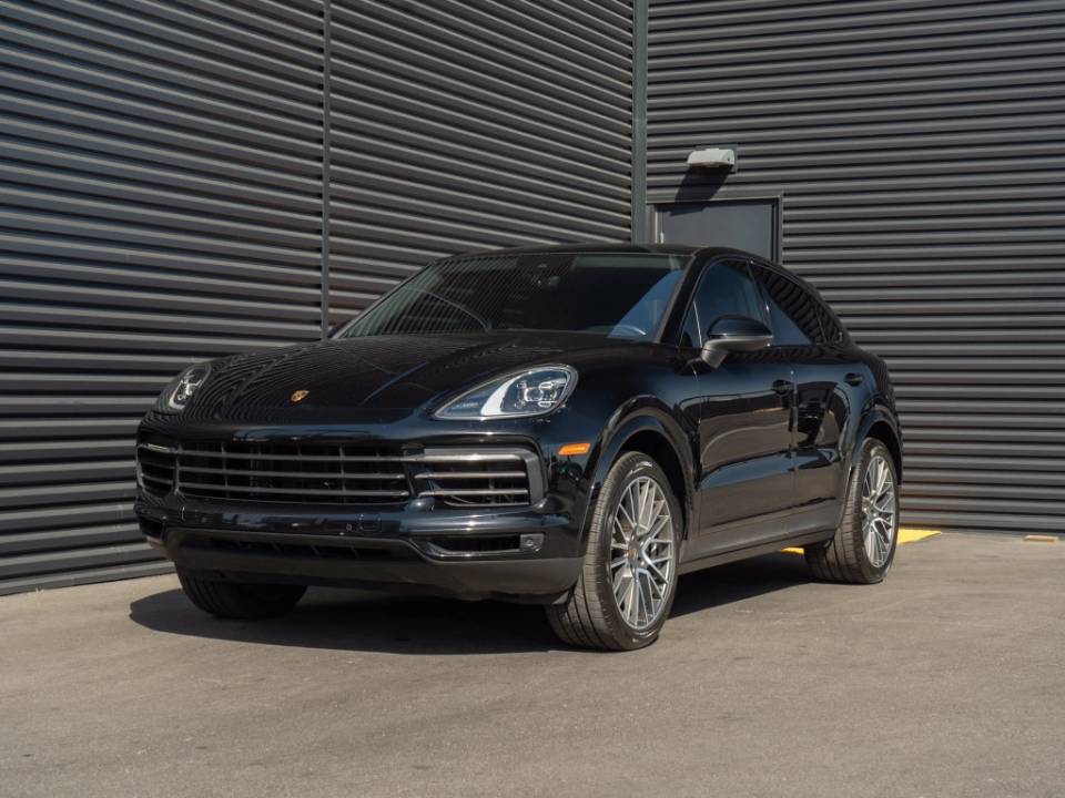 2022 Porsche Cayenne Coupe