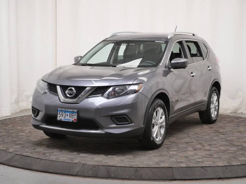 2016 Nissan Rogue SV AWD photo