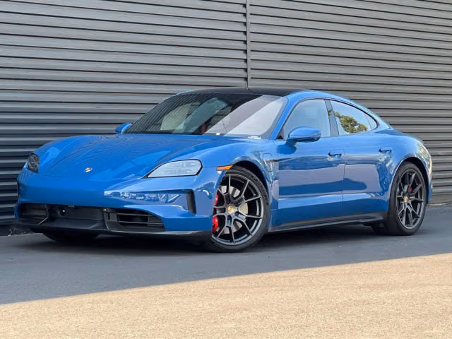 2026 Porsche Taycan GTS - Photo 10
