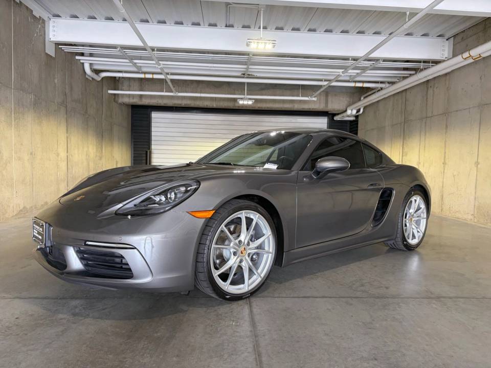 2024 Porsche 718 Cayman