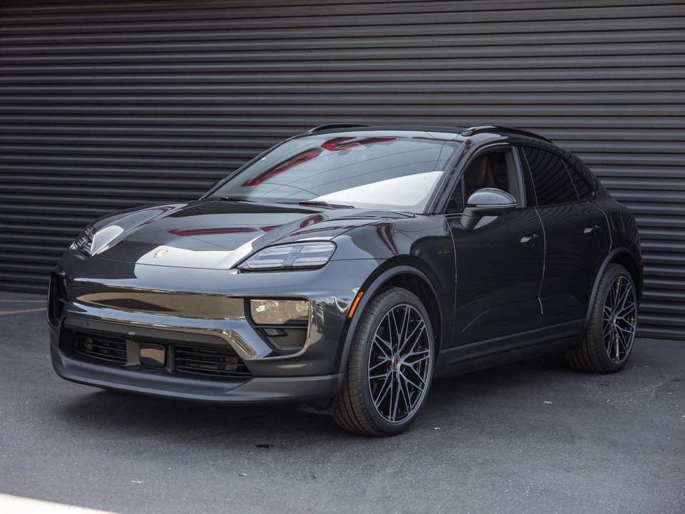 2026 Porsche Macan