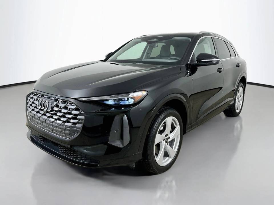 2025 Audi Q5 Premium Plus