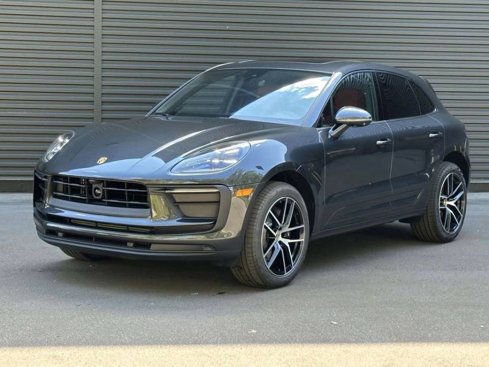 2026 Porsche Macan T