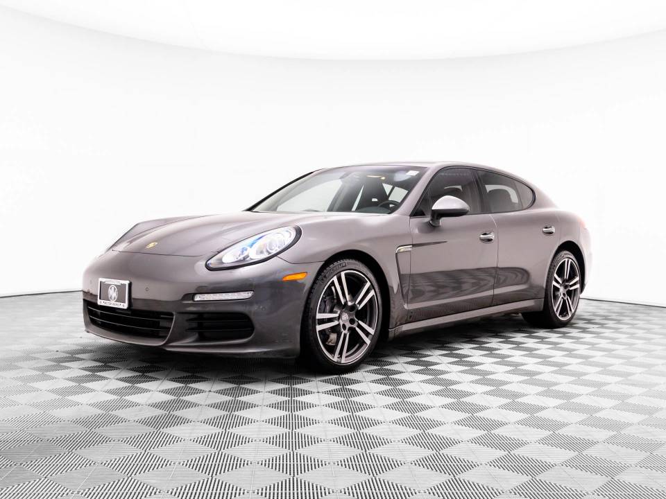 2015 Porsche Panamera