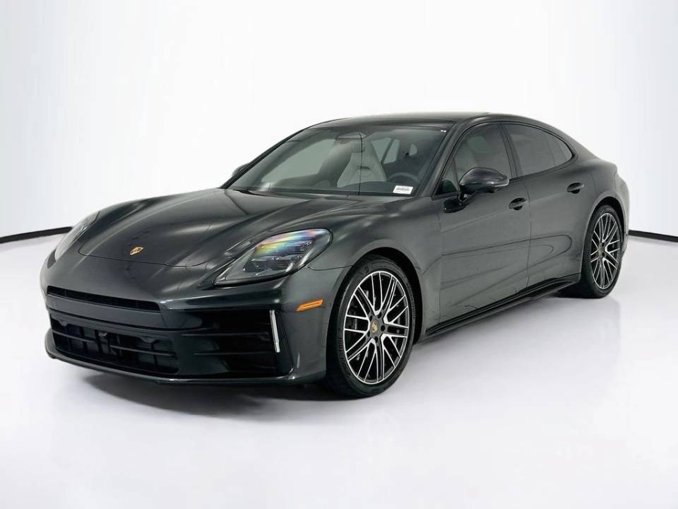 2026 Porsche Panamera Base