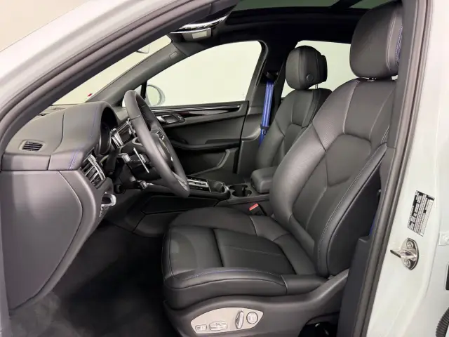 2026 Porsche Macan S - Photo 38