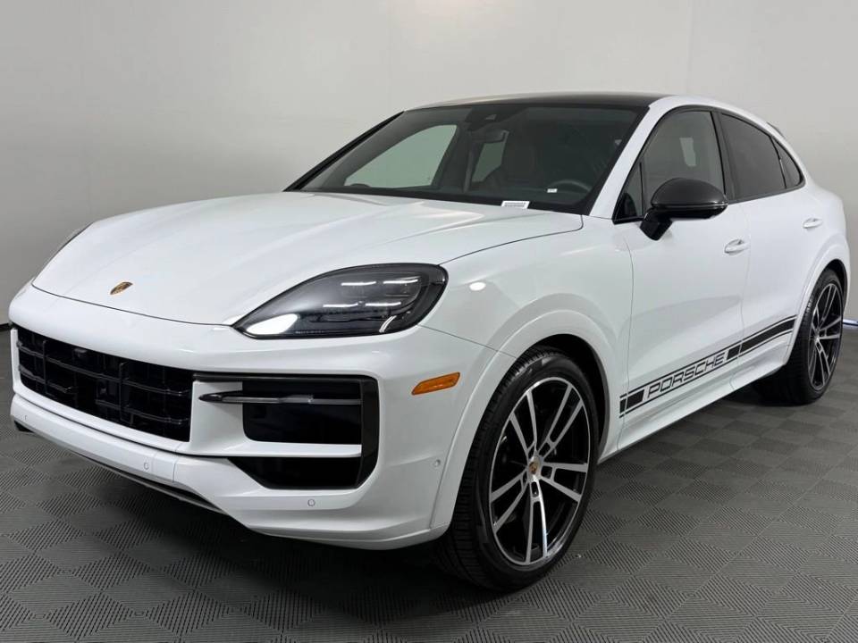 2025 Porsche Cayenne Coup GTS