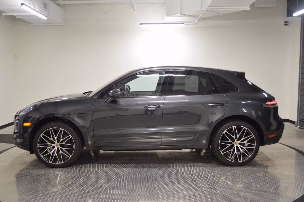 2025 Porsche Macan Base - Photo 12