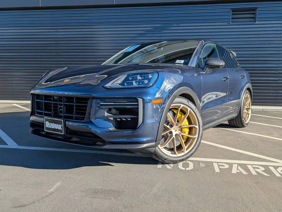 2024 Porsche Cayenne Coup Turbo GT