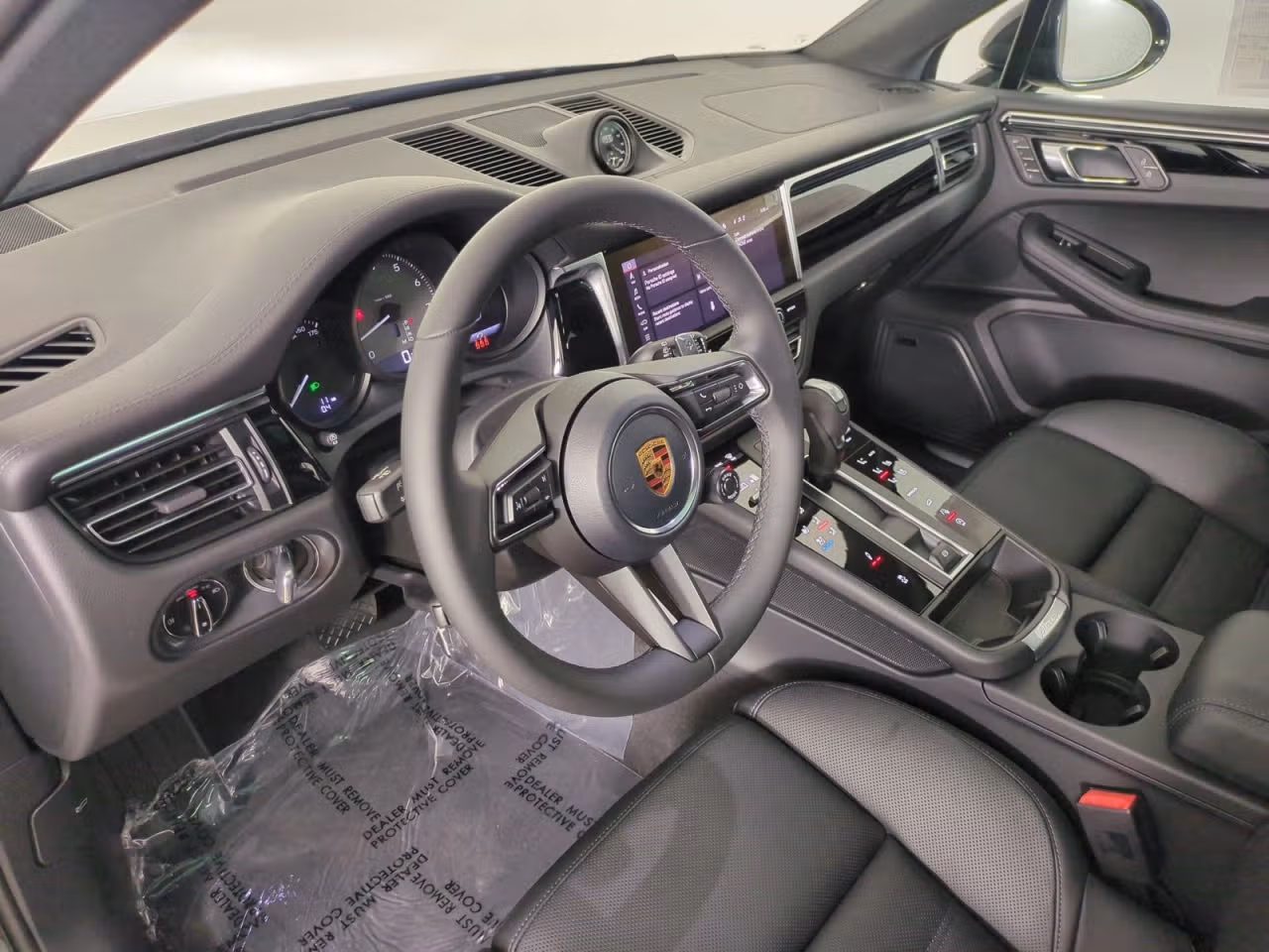 2026 Porsche Macan S - Photo 28