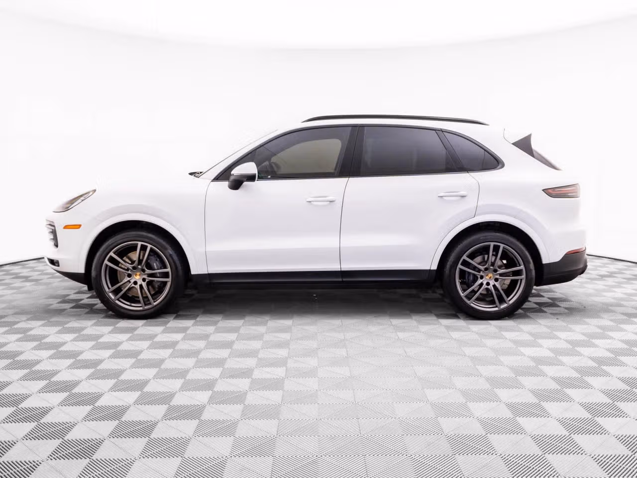 2022 Porsche Cayenne Platinum Edition - Photo 12