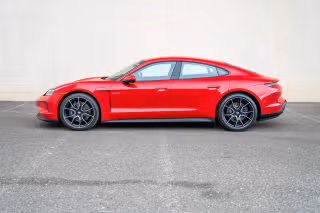 2025 Porsche Taycan Base - Photo 9