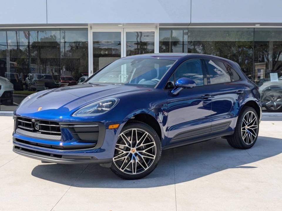 2025 Porsche Macan