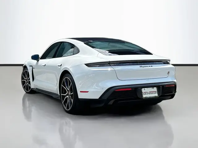 2026 Porsche Taycan S - Photo 22