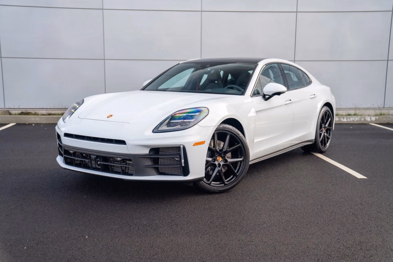 2026 Porsche Panamera Base - Photo 4